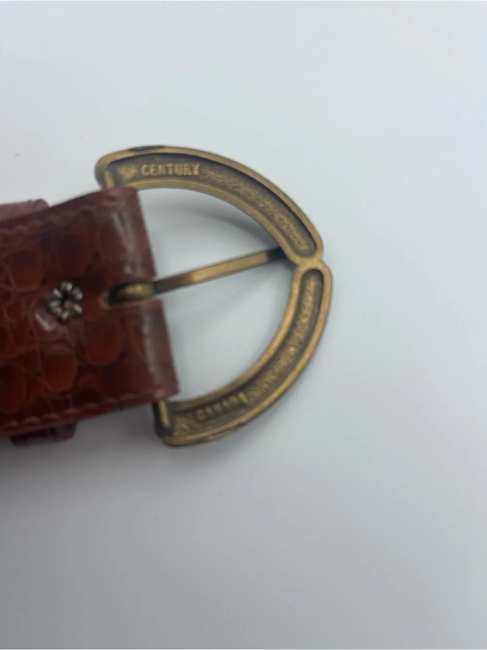 Vintage Century Canada Red Brown Croc Embossed Leather Belt Size 10